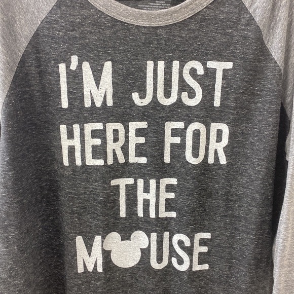 Disney shirt - Picture 2 of 4